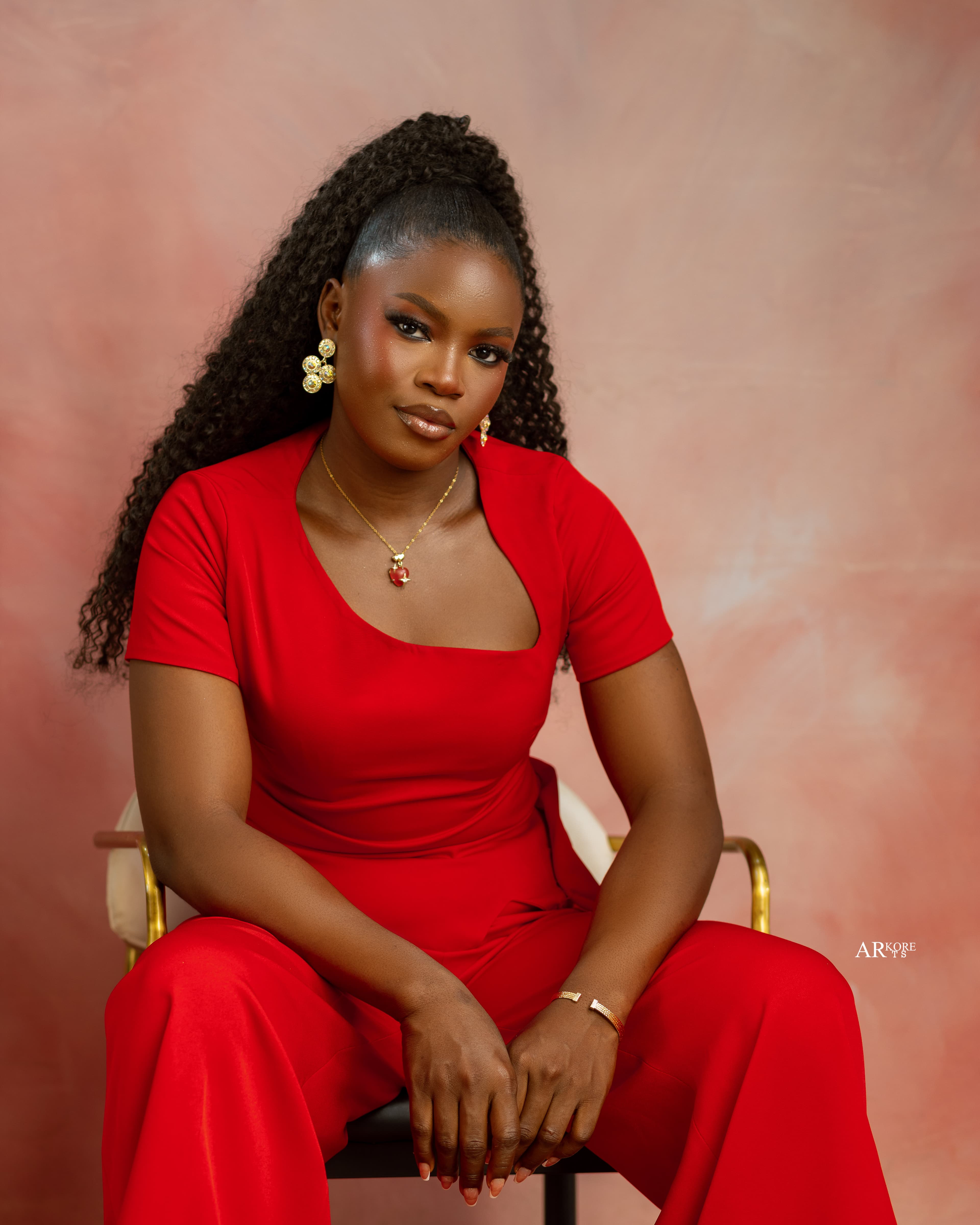 Portrait Sessions — frame 2 by ’Kore Akarakiri